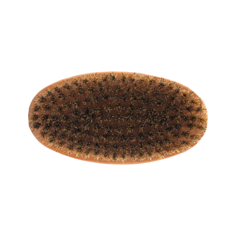 Brosse à barbe ovale avec un manche en bambou naturel et des poils de sanglier denses, conçue pour démêler et lisser la barbe sans l'abîmer